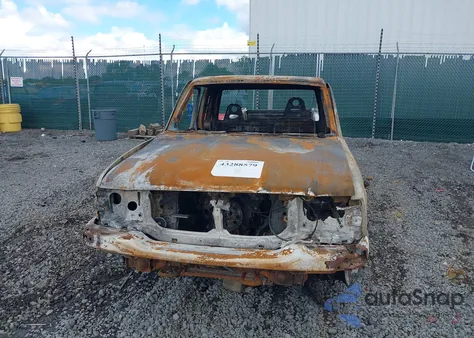 2003 Ford Ranger Edge/Xlt from USA, damaged, VIN 1FTZR45E03PA07583